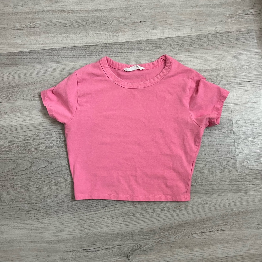 pink crop top